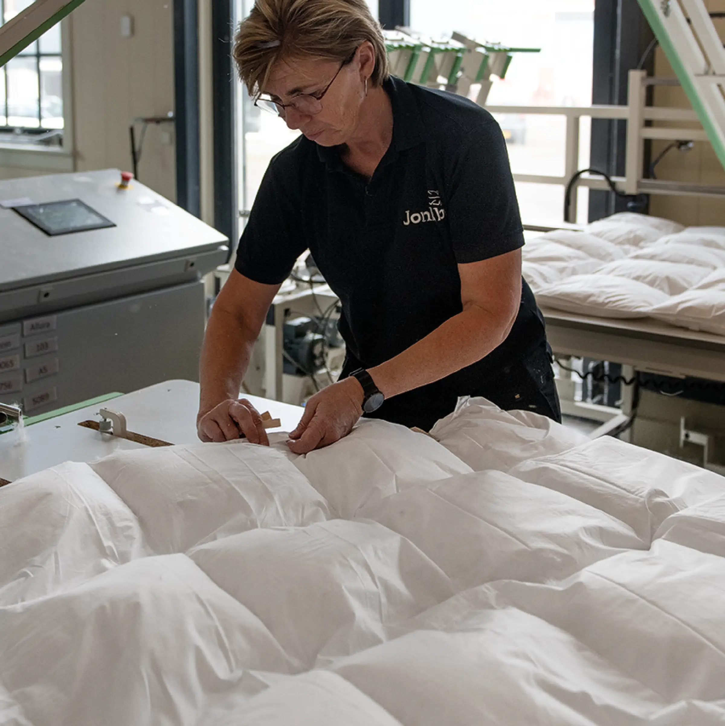 Jonk Dekbed Classic 70% Eenden Dons 4-Seizoenen