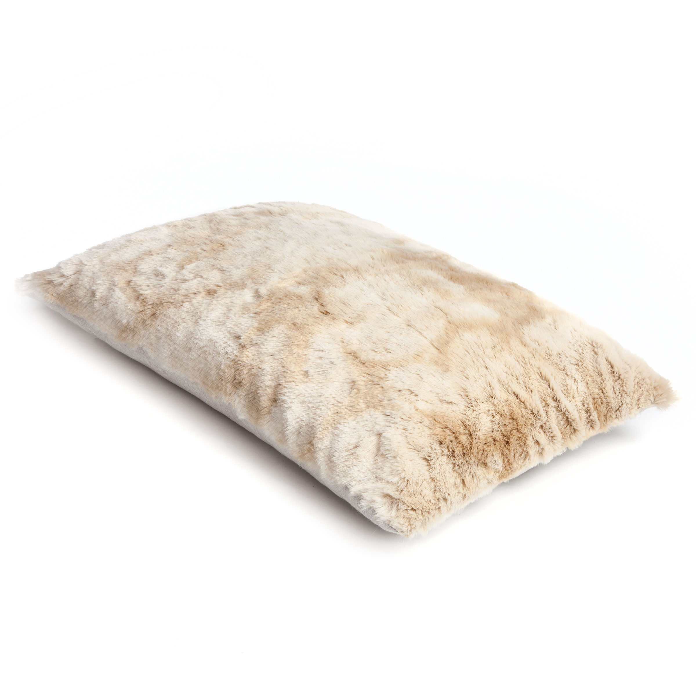 Mrs.Me Sierkussen Mellow Imitatiebont Blonde 45 x 60 cm Mrs.Me Sierkussen Mellow Imitatiebont Blonde 45 x 60 cm