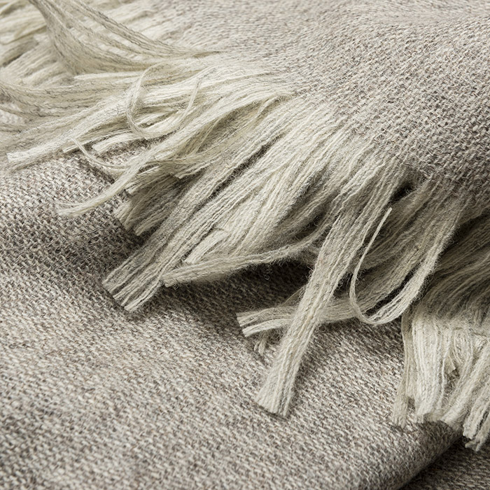 MrsMe-blanket-Nick-Oyster-wool-alpaca MrsMe-blanket-Nick-Oyster-wool-alpaca