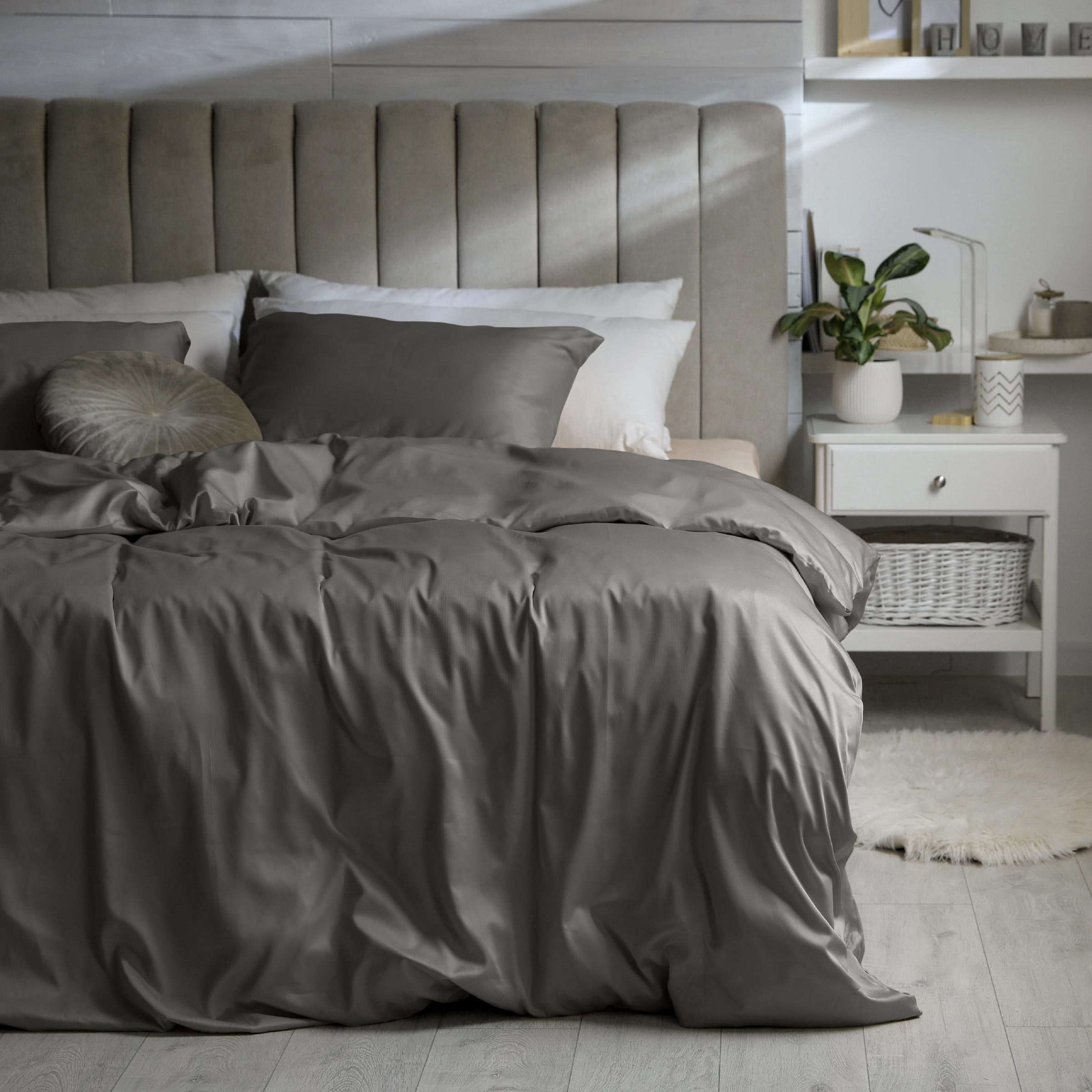 Dommelin Dekbedovertrek Set Satijn 300TC Leisteengrijs  Meubels, Bed, Deken, Laken, Vloerkleed